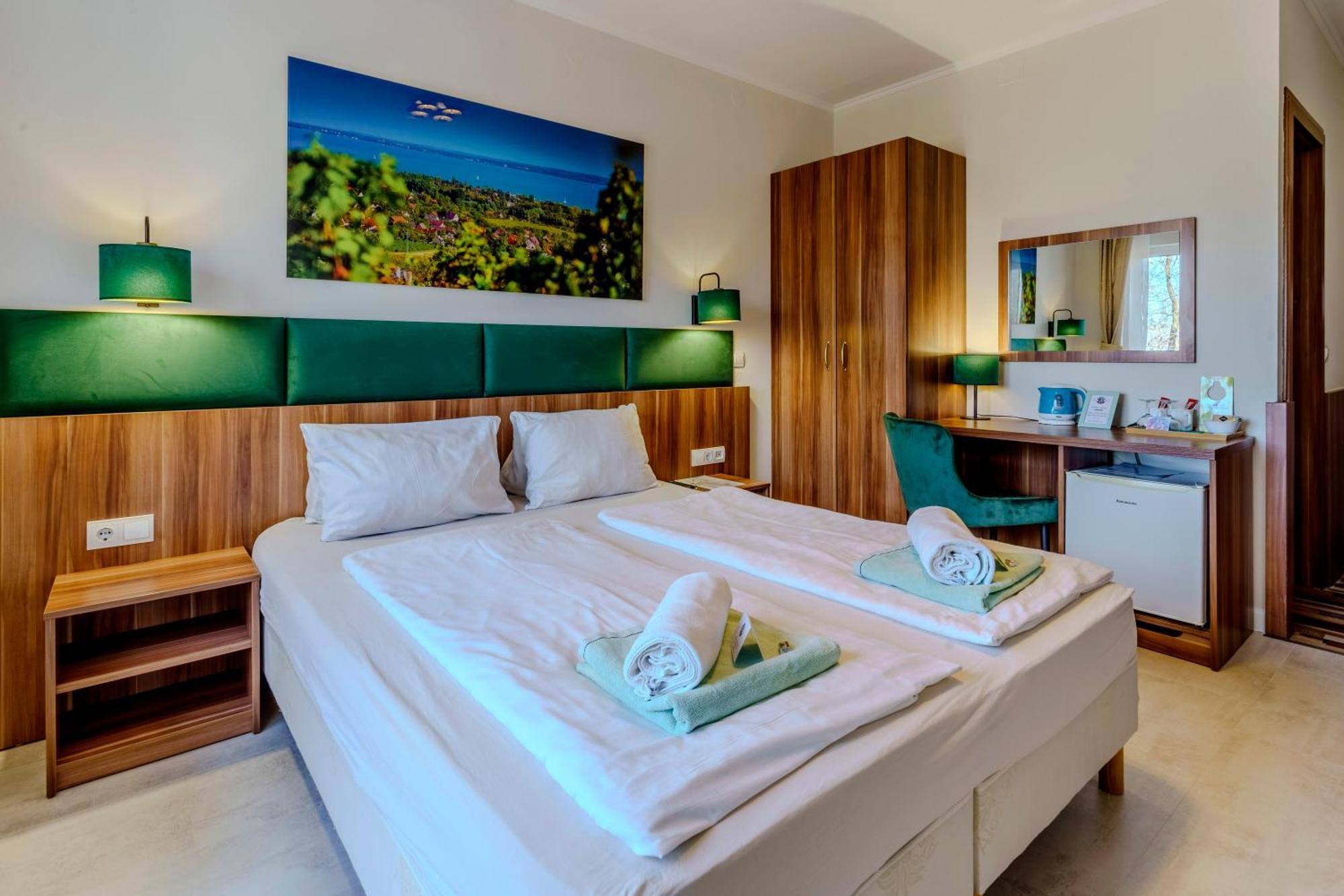 Balaton Colors Beach Hotel شيوفوك المظهر الخارجي الصورة